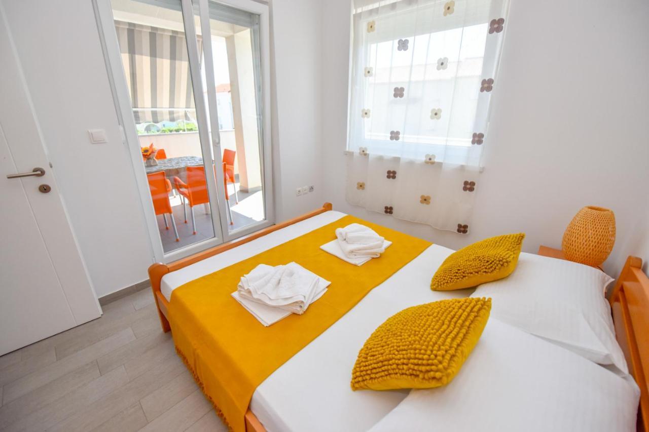 Apartments Yoko Novalja Exterior photo