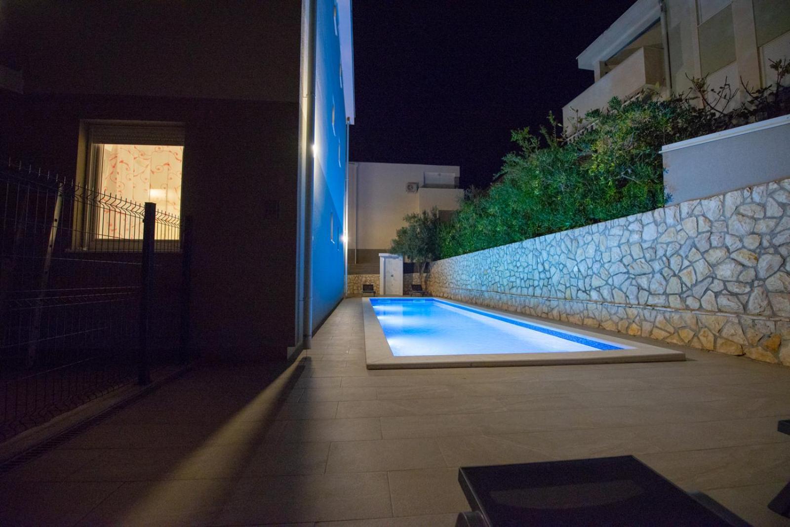 Apartments Yoko Novalja Exterior photo